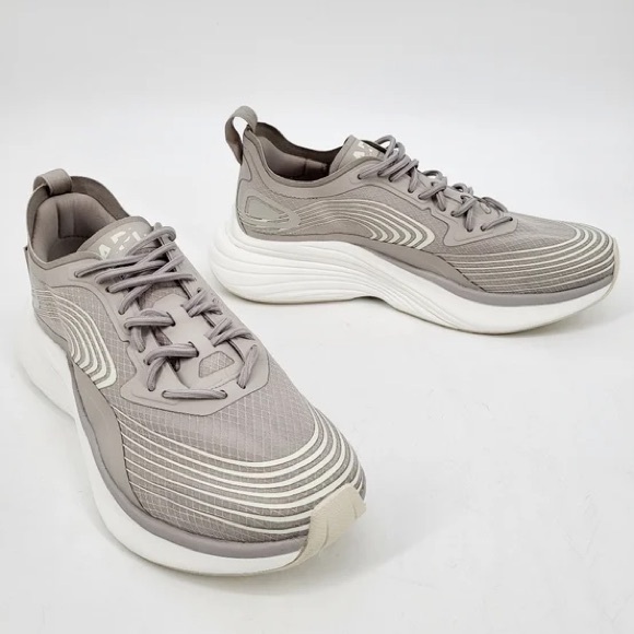 BRAND NEW APL Streamline Sneakers - Picture 1 of 5